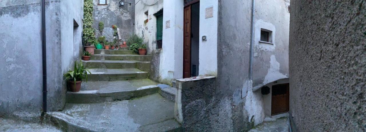 Appartamento Centro Storico Aieta Bagian luar foto